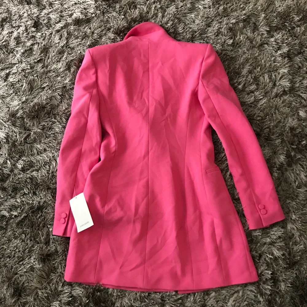 Zara - Picture 4 of 4